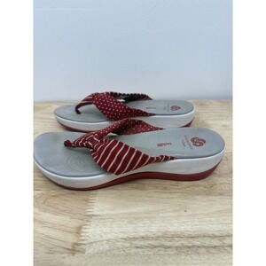 Cloudsteppers Clark's Arla Glison Ladies Sandals Sz 8 Red Stripped Dots #51